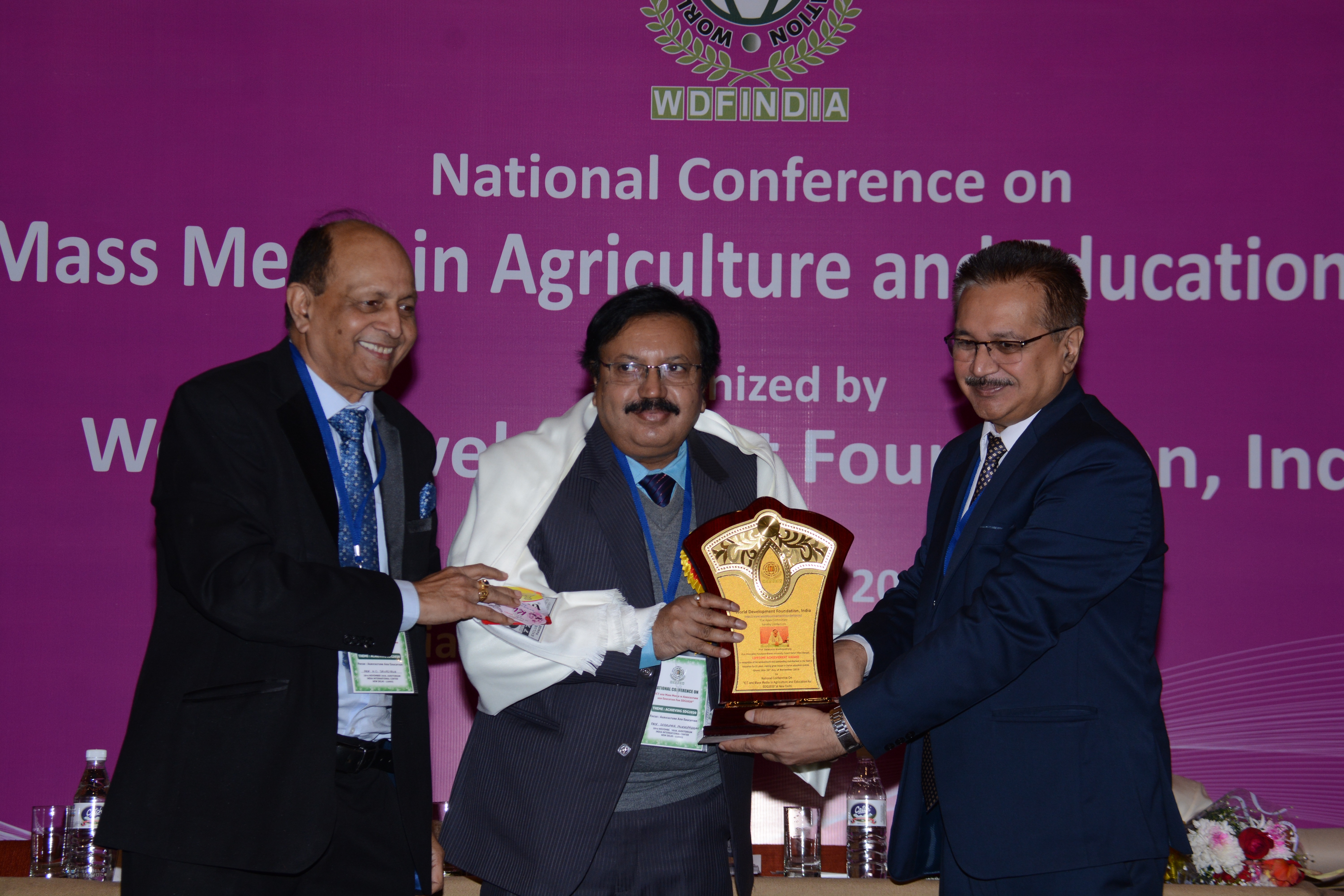 Dr. Debkumar Mukhopadhyay, receiving the Life Time Achievement award